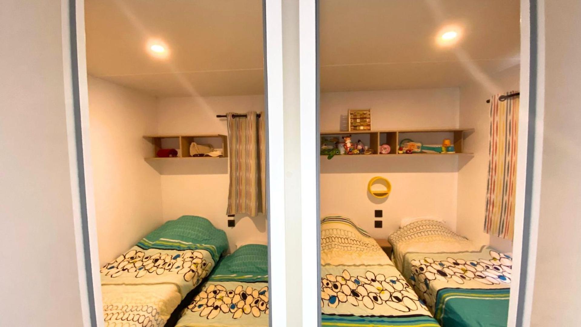 Camping Les Cigales Ле-Мюи Номер фото